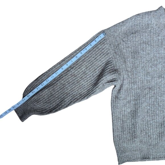 H&M Brown Oversized Knit Sweater Women Size Medium - Picture 9 of 9